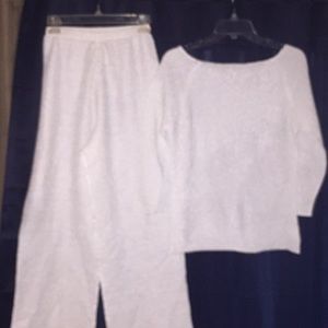 2 piece Crinkle pant set, 3 1/4 sleeve, brand new